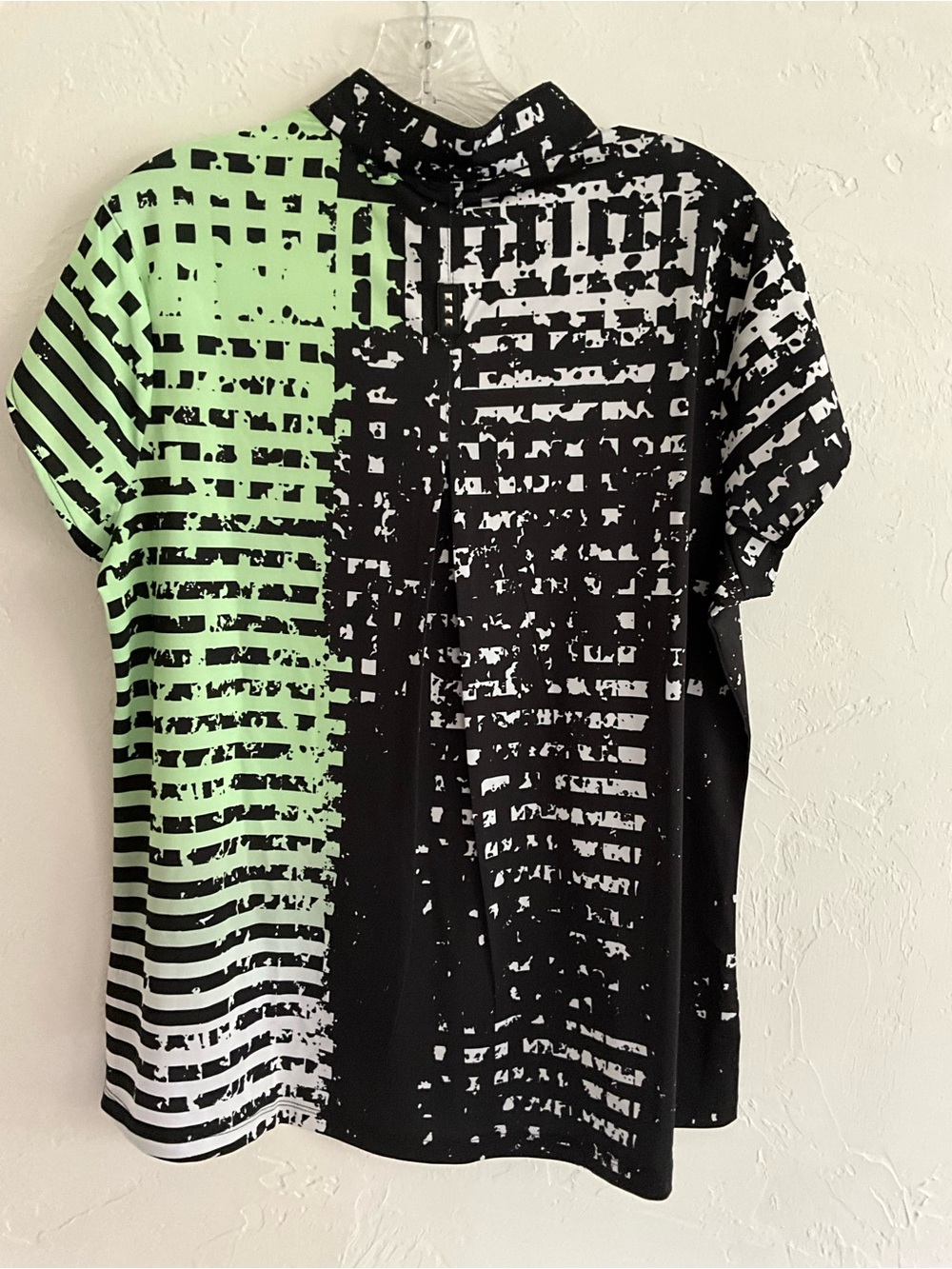 Jamie Sadock Short Sleeve Golf Top Large Jet Black Lime Green NWT - Picture 3 of 6